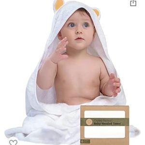 Baby hooded towel 100% organic bamboo